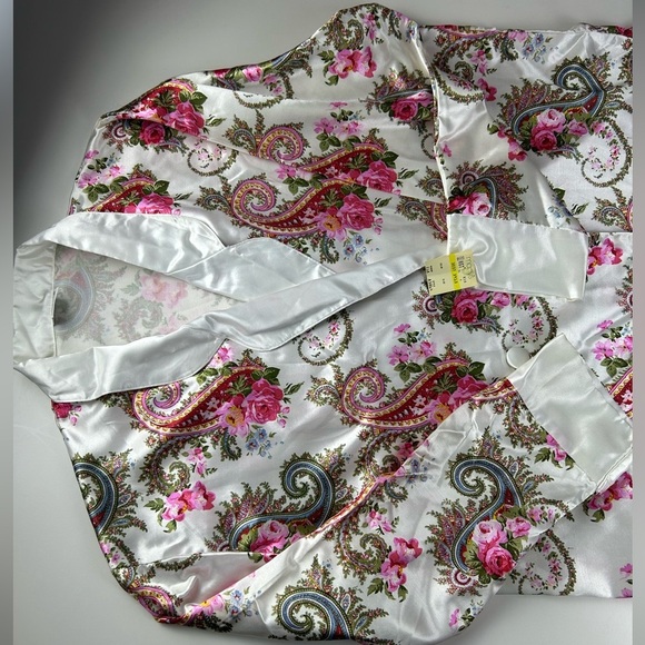 Vintage NWT KATHRYN Silky Floral Long Sleeve Nightgown Size‎ L - Picture 11 of 16